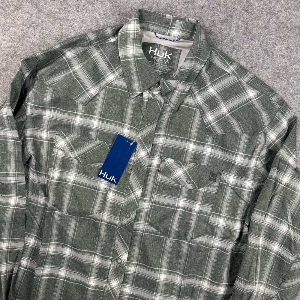 Huk Diamond Back Current Plaid Long Sleeve Button Up Shirt Cypress Medium NEW